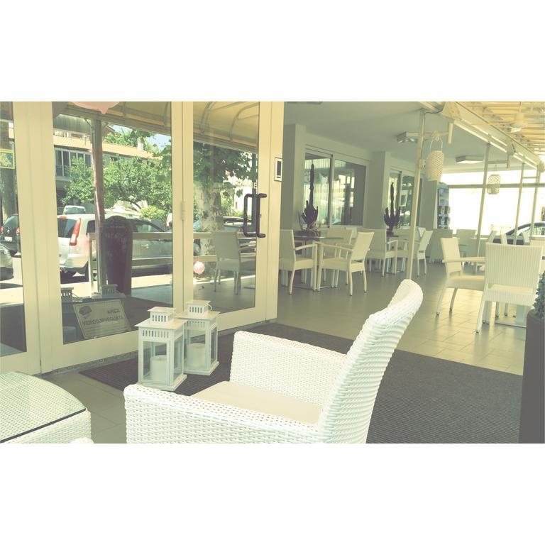 Hotel Solemare Cesenatico Buitenkant foto
